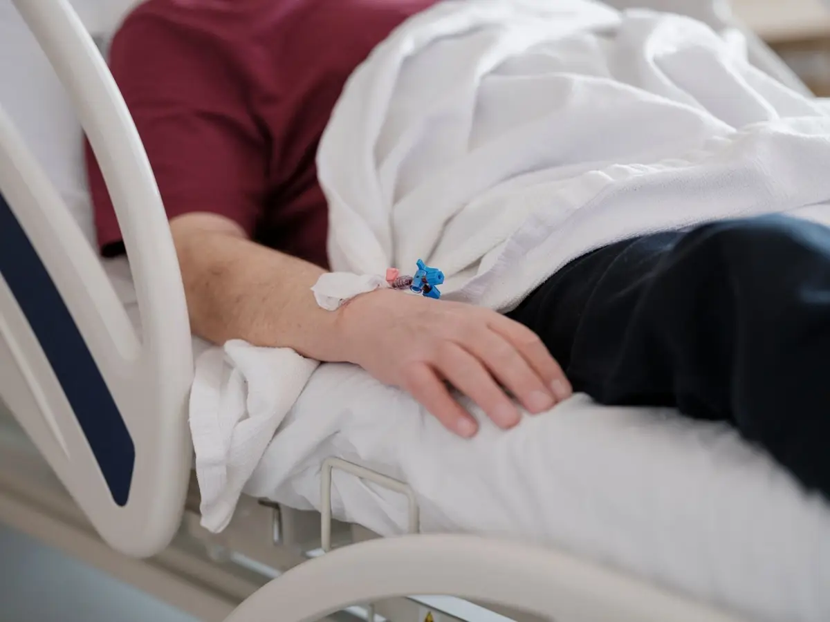 Psilocybin and anxiety in life threatening illness: Grob and Ross studies